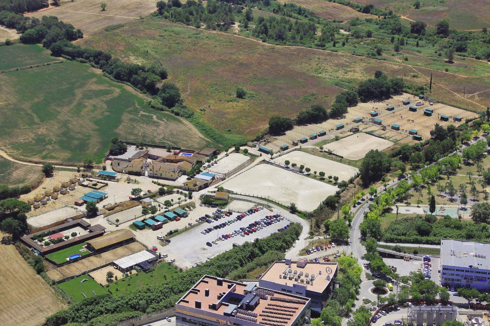 Hípica Can Caldés al pie de Collserola